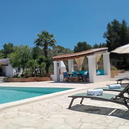 Semesterbostad Casa Puig De Mar, Con Piscina Y Jardin'